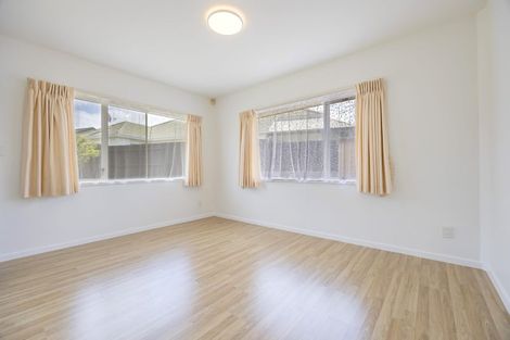 Photo of property in 21 Suncrest Drive, West Harbour, Auckland, 0618