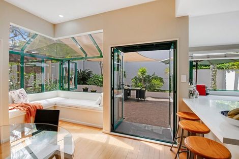 Photo of property in 2/111 Beach Road, Castor Bay, Auckland, 0620