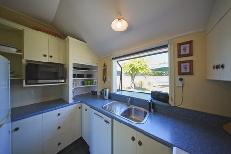 Photo of property in 25 Howden Street, Te Anau, 9600