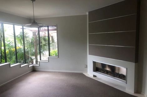 Photo of property in 18 Sinton Road, Hobsonville, Auckland, 0618