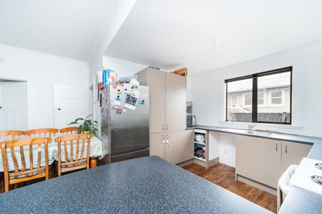 Photo of property in 32 Cambridge Street, Milson, Palmerston North, 4414