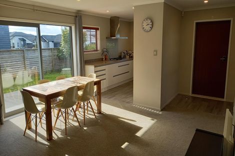 Photo of property in 215 Wainui Road, Silverdale, 0932
