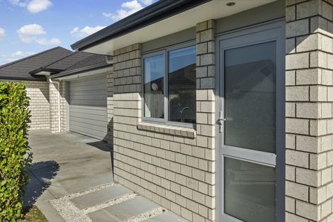 Photo of property in 8 Raupo Place, Rototuna North, Hamilton, 3210