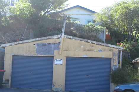 Photo of property in 116 Creswick Terrace, Northland, Wellington, 6012