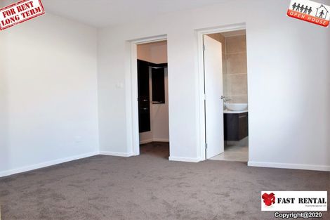 Photo of property in 52 Corricvale Way, Northcross, Auckland, 0630