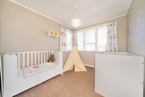Photo of property in 11 Hector Grove, Trentham, Upper Hutt, 5018