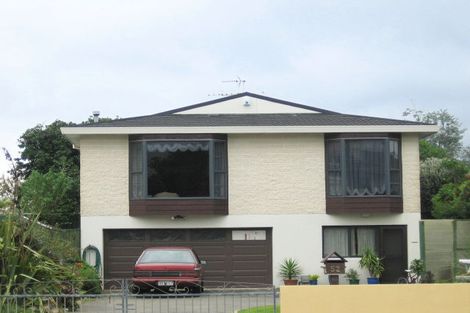 Photo of property in 52 Seaview Road, Paraparaumu Beach, Paraparaumu, 5032