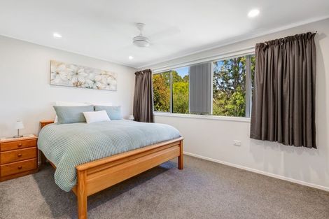 Photo of property in 28 Gilshennan Valley, Red Beach, 0932