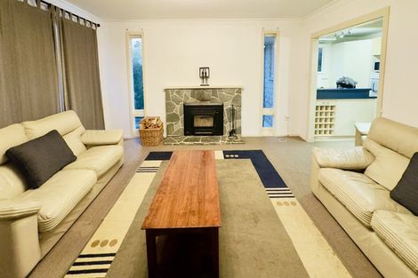 Photo of property in 11a Kitchener Square, Highfield, Timaru, 7910