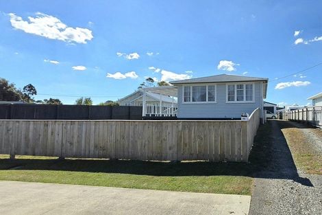 Photo of property in 44 Mill Street, Marton, 4710