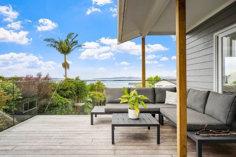 Photo of property in 21 Hinemoa Place, Snells Beach, 0920