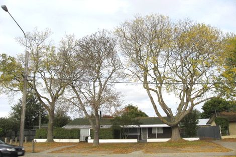 Photo of property in 73 Northcote Road, Northcote, Christchurch, 8052
