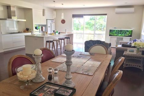 Photo of property in 113 Laurel Oak Drive, Schnapper Rock, Auckland, 0632