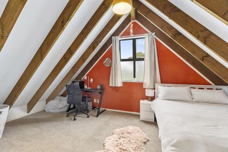 Photo of property in 49u3 Ranui Terrace, Tawa, Wellington, 5028