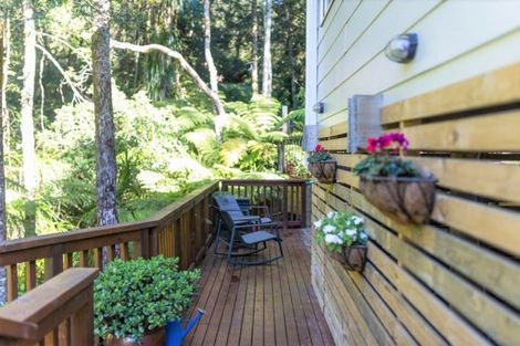 Photo of property in 9 Caram Place, Birkenhead, Auckland, 0626