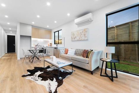 Photo of property in 18 Papai Lane, Massey, Auckland, 0614