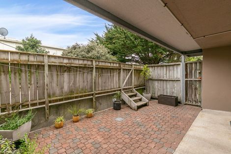 Photo of property in 3/21 Duchess Place, Maupuia, Wellington, 6022