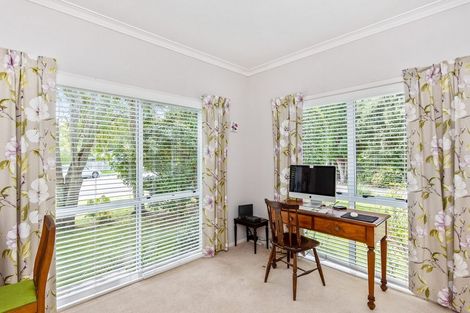 Photo of property in 10 Rata Street, Waikanae, 5036