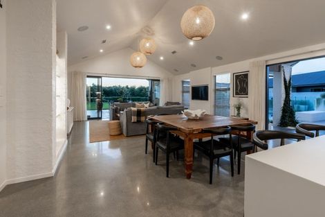 Photo of property in 25 Mike Smith Drive, Cambridge, 3434