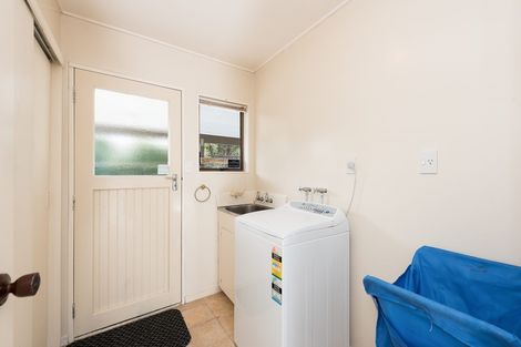 Photo of property in 27 Parkvale Road, Karori, Wellington, 6012