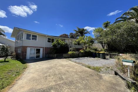 Photo of property in 84 Marlborough Avenue, Glenfield, Auckland, 0629