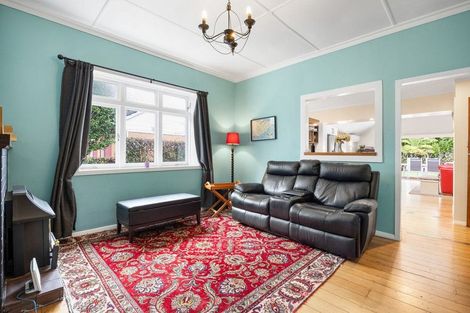 Photo of property in 15 Hamilton Road, Cambridge, 3434