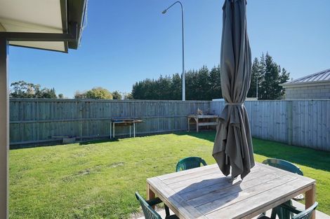 Photo of property in 25 Peak Crescent, Kaiapoi, 7630