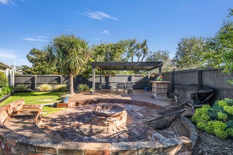 Photo of property in 54 Marriotts Road, North New Brighton, Christchurch, 8083