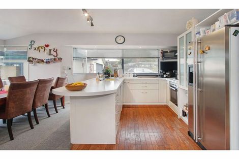 Photo of property in 23a Kervil Avenue, Te Atatu Peninsula, Auckland, 0610