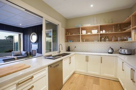 Photo of property in 12 Myra Evelyn Grove, Dairy Flat, Albany, 0792