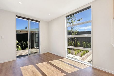 Photo of property in 1/25 Tranent Road, Mangere, Auckland, 2022