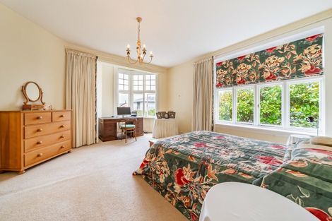 Photo of property in 19 Selwyn Terrace, Thorndon, Wellington, 6011
