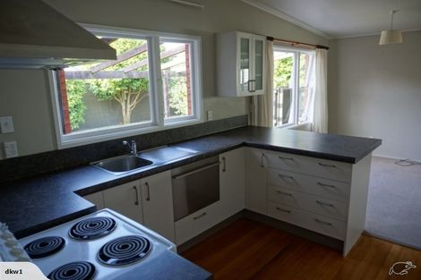 Photo of property in 83 Holly Road, St Albans, Christchurch, 8014