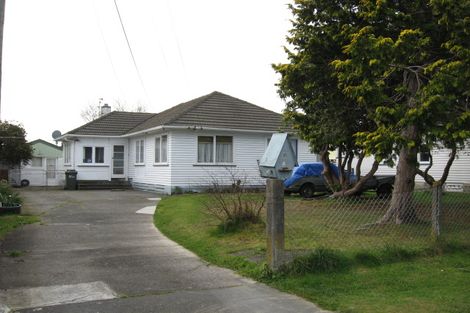 Photo of property in 8 Hunt Street, Wainuiomata, Lower Hutt, 5014