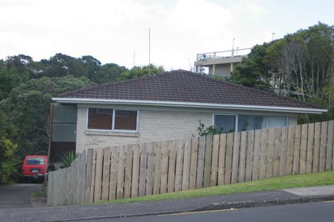 Photo of property in 2/71 Bentley Avenue, Glenfield, Auckland, 0629
