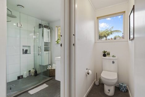 Photo of property in 13 Fernleigh Street, Ferndale, New Plymouth, 4310