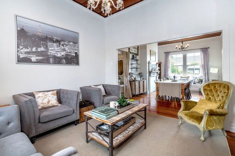 Photo of property in 27 Main Street, Greytown, 5712