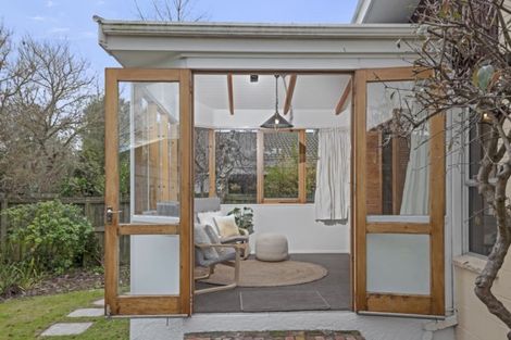 Photo of property in 132c Fisher Avenue, Beckenham, Christchurch, 8023