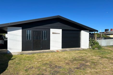 Photo of property in 14 Lake Terrace Road, Little River, 7591