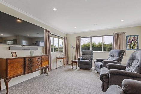 Photo of property in 55 Oakwood Drive, Rangiora, 7400
