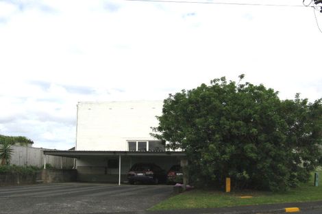 Photo of property in 3/72 Sylvan Avenue, Northcote, Auckland, 0627