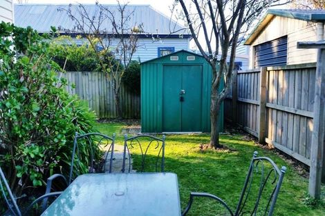Photo of property in 90 Geraldine Street, Edgeware, Christchurch, 8013