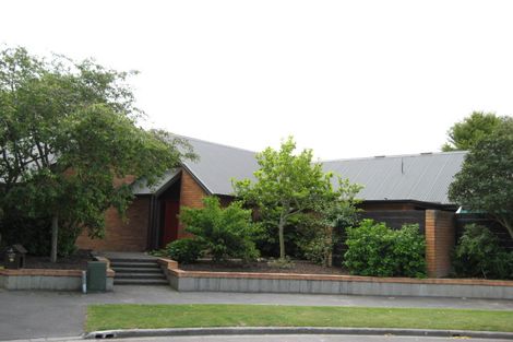 Photo of property in 35 Glenburn Place, Avonhead, Christchurch, 8042