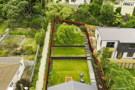 Photo of property in 54 Severn Street, Island Bay, Wellington, 6023