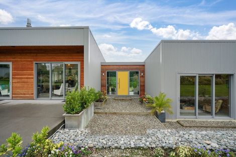 Photo of property in 124 Fairweather Road, Mill Road, Invercargill, 9872