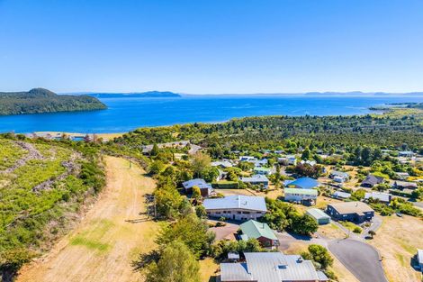 Photo of property in 8 Paurini Place, Motuoapa, 3382