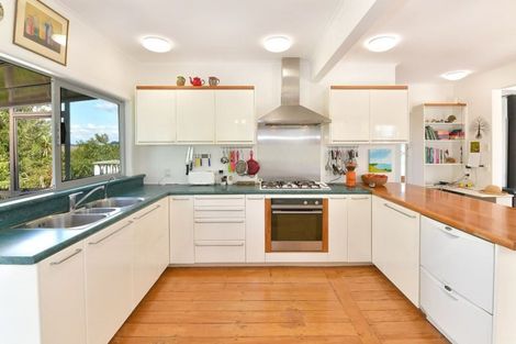 Photo of property in 130 Shanks Road, Helensville, 0875