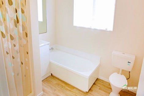 Photo of property in 34e Ranui Station Road, Ranui, Auckland, 0612