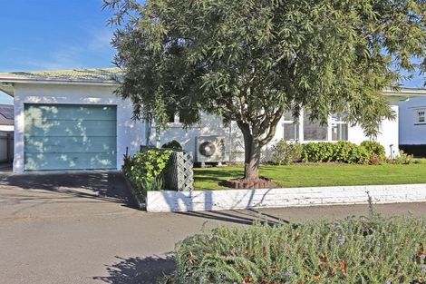 Photo of property in 1/204 Lyndon Road West, Hastings, 4122