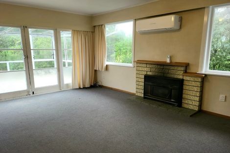Photo of property in 27 Lynda Avenue, Paparangi, Wellington, 6037